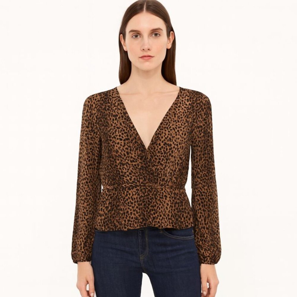 H&M Brown and Black Button-Up Blouse Long Sleeve Fitted